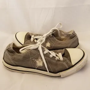 CONVERSE CHUCK TAYLOR GRAY  LOW TOP SNEAKER ADULT SIZE JUNIORS 5