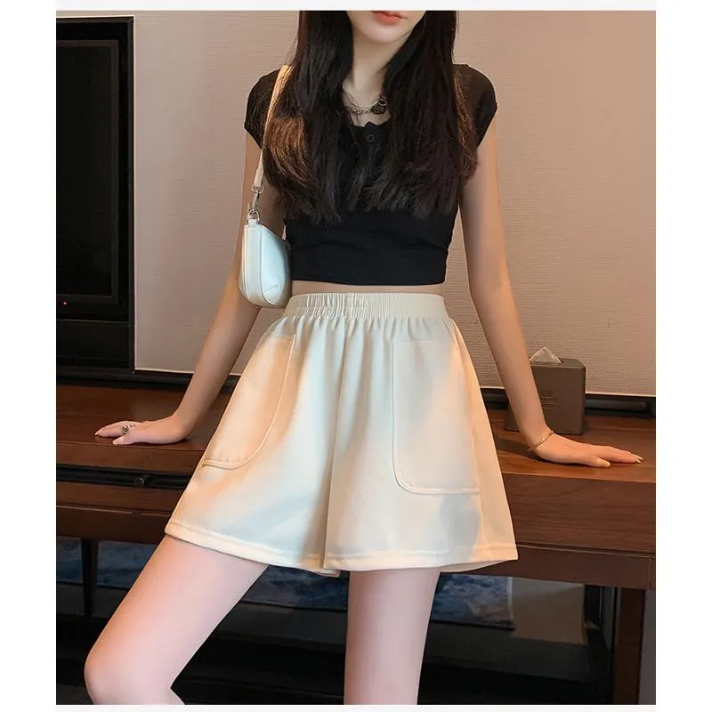 Loose-Fit Casual High-Waisted Sports Chic Worn Outside Running Shorts