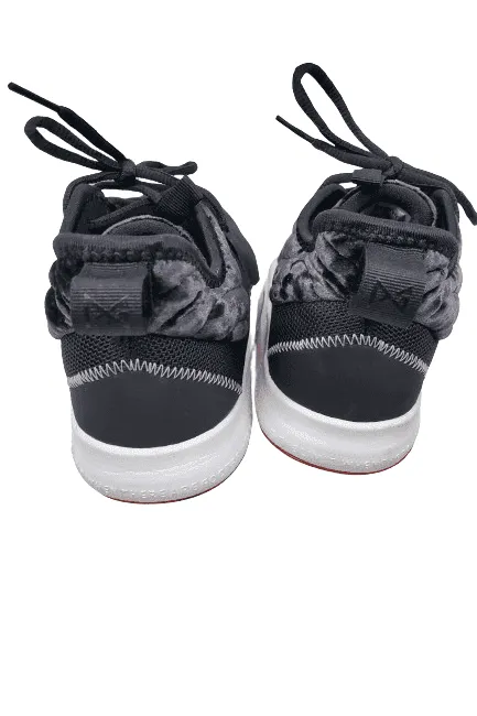 Nike P. George unisex black, white and red sneakers size 7Y