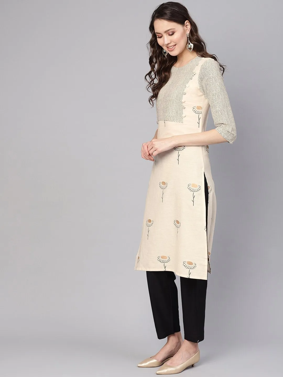 Women Off-White & Black Printed Kurta With Trousers
