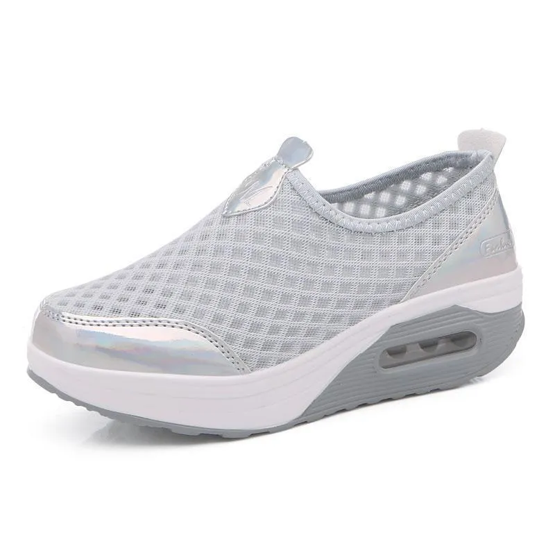 Women's Mesh Air Cushion Shake Sneakers